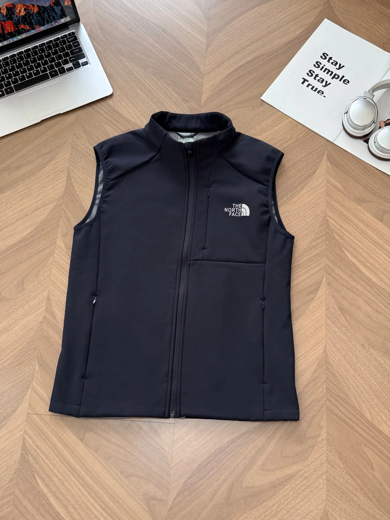 9975# - New Arrival ， ， ， ， ， ， ！ ， ， ！ ！ ！ Series！ ， ， ！ - ， Wear-Resistant Breathable， ， ， 。 - ！ Versatile！Premium ！ ～ ：Black White Royal Blue Size：L-4xl